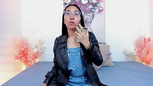 lucyy liiuu online show from 11.01.25