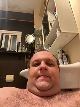 ArturoElPeque online show from 10.19.25