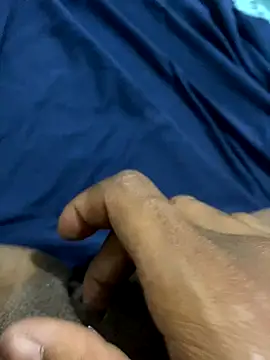 Snapshot of pretalst chatting on 11.21.25 pretalst online show from 11.21.25