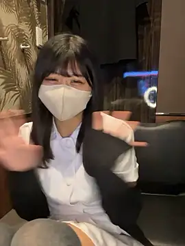 Snapshot of 0p-saki-p0 chatting on 10.05.25 0p-saki-p0 online show from 10.05.25