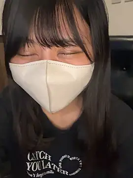 Snapshot of 0p-saki-p0 chatting on 10.29.25 0p-saki-p0 online show from 10.29.25