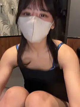 Snapshot of 0p-saki-p0 chatting on 11.13.25 0p-saki-p0 online show from 11.13.25