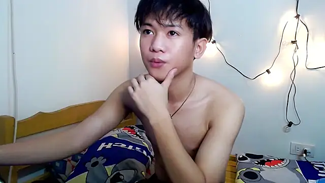 Snapshot of Asianjas chatting on 10.10.25 Asianjas online show from 10.10.25