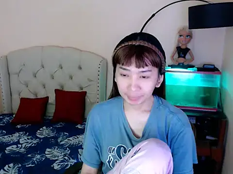 ShantalFoxxy  online show from 02.21.26