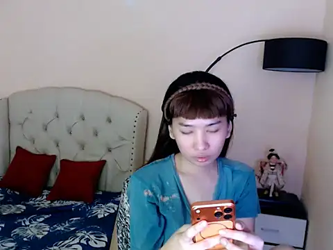 Snapshot of ShantalFoxxy_ chatting on 06.22.26 ShantalFoxxy online show from 06.22.26