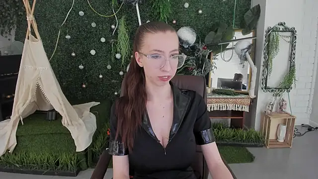 Snapshot of CareyJonas chatting on 02.12.26 CareyJonas online show from 02.12.26