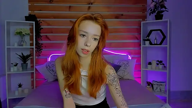 Lori Williams online show from 11.12.25