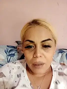 izauri2025 online show from 11.17.25