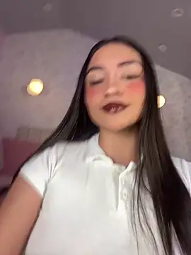 sweet artemiis online show from 11.15.25