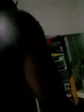 Snapshot of Blackpanther0115 chatting on 09.29.25 Blackpanther0115 online show from 09.29.25