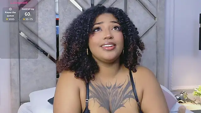 Cristal-Jonnes online show from 04.06.26