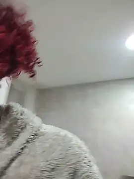 Pamelamiler   online show from 10.31.25