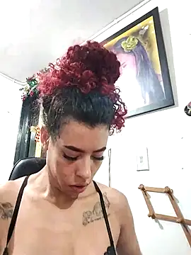 Pamelamiler   online show from 11.26.25