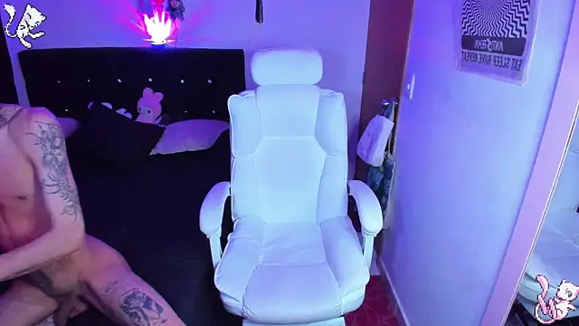 Snapshot of marshall__k chatting on 12.03.25 marshall k online show from 12.03.25