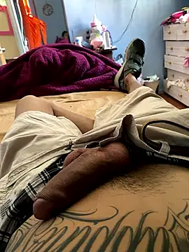 erectocontigo69 online show from 11.29.25