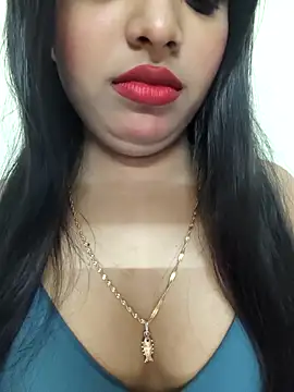 Snapshot of Maahhii_2 chatting on 09.09.25 Maahhii 2 online show from 09.09.25