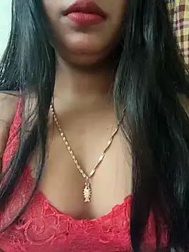 Snapshot of Maahhii_2 chatting on 09.11.25 Maahhii 2 online show from 09.11.25