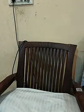 Snapshot of Maahhii_2 chatting on 11.10.25 Maahhii 2 online show from 11.10.25