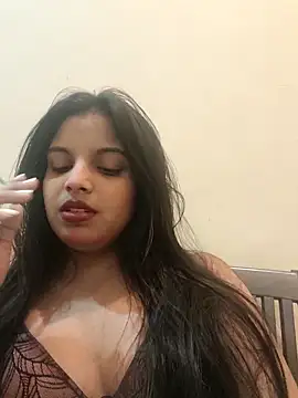 Snapshot of Maahhii_2 chatting on 12.01.25 Maahhii 2 online show from 12.01.25