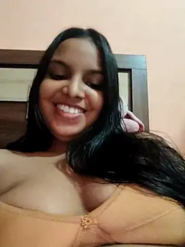 Maahhii 2 online show from 07.18.26