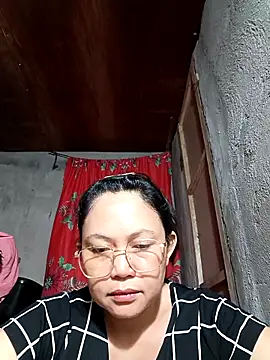 Everleigh mom online show from 11.24.25