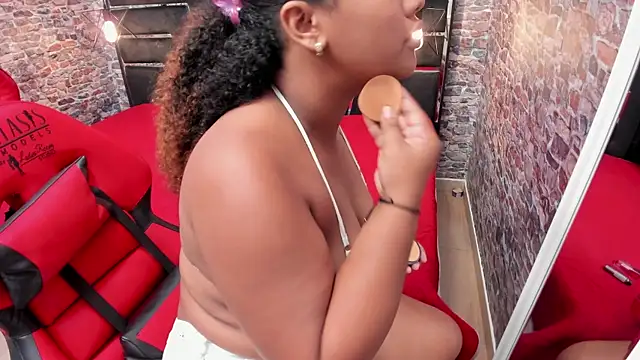 ALYANNA HOT  online show from 10.10.25