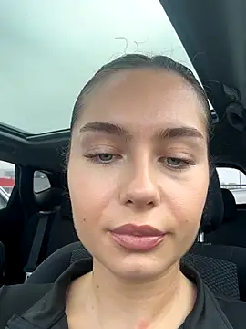 Snapshot of Ashley-Evans chatting on 11.21.25 Ashley-Evans online show from 11.21.25