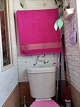 TranSexualJade95 online show from 10.20.25