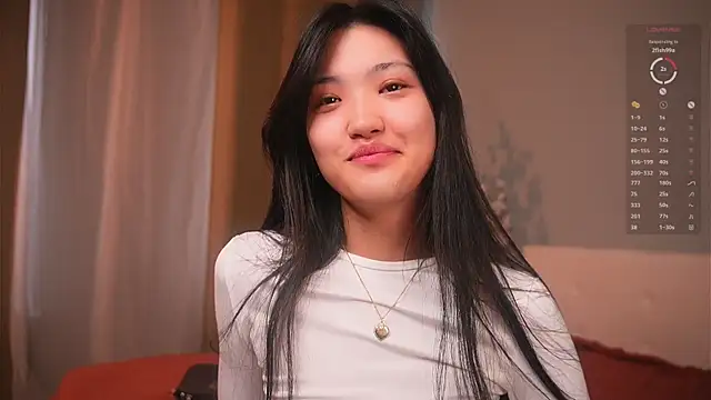 Snapshot of FancyEsten chatting on 12.17.25 FancyEsten online show from 12.17.25