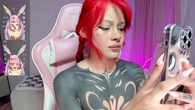 Snapshot of AlinaLukyanova chatting on 10.14.25 AlinaLukyanova online show from 10.14.25