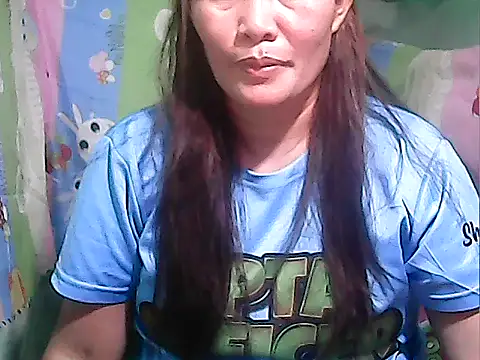 Snapshot of Juicy_69xx chatting on 10.26.25 Juicy 69xx online show from 10.26.25