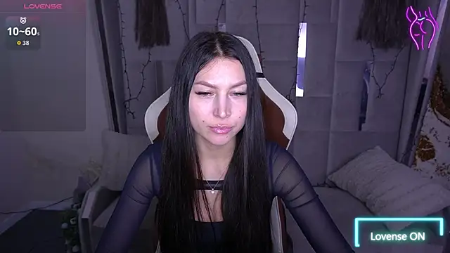 Snapshot of EliseVelour chatting on 02.10.26 EliseVelour online show from 02.10.26