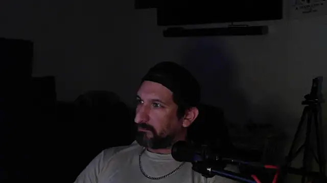 Snapshot of DevilPup75_ chatting on 09.09.25 DevilPup75  online show from 09.09.25
