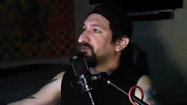 Snapshot of DevilPup75_ chatting on 09.24.25 DevilPup75  online show from 09.24.25