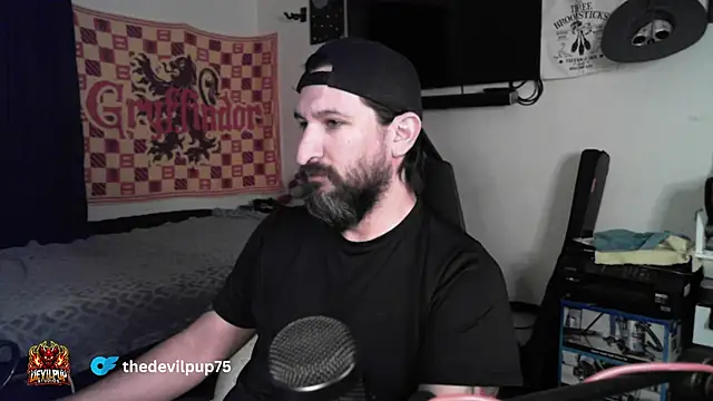 DevilPup75  online show from 02.25.26