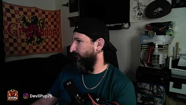 DevilPup75  online show from 04.08.26