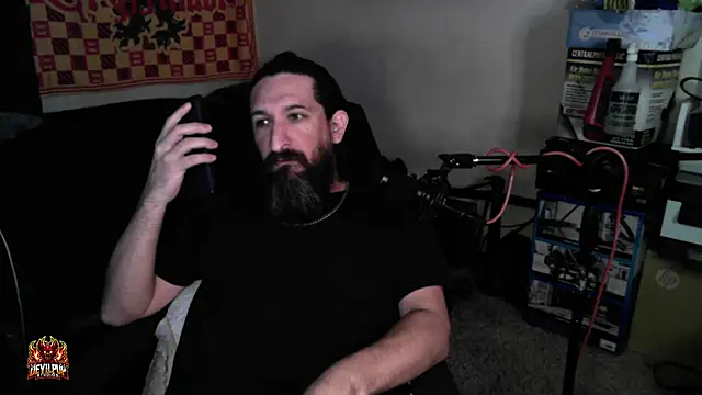 DevilPup75  online show from 04.12.26