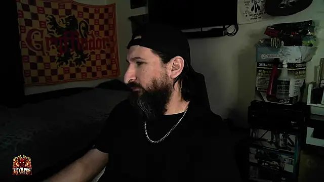 DevilPup75  online show from 04.15.26