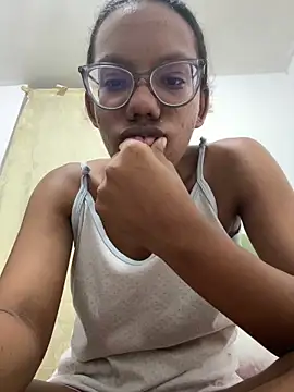 Valen1800 online show from 12.20.25