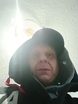 Snapshot of Thoma9034 chatting on 11.09.25 Thoma9034 online show from 11.09.25