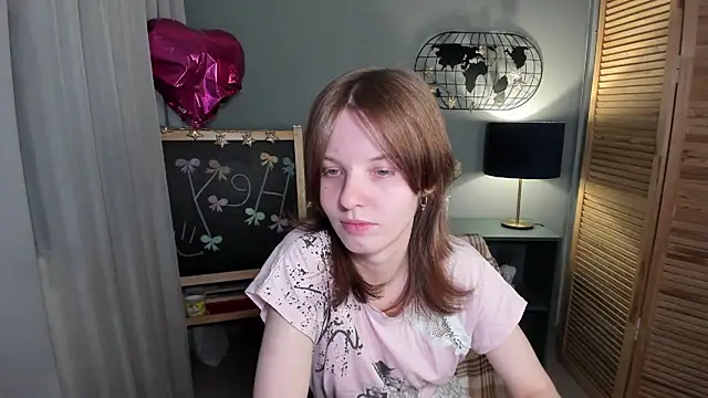 Madelaineses online show from 11.12.25