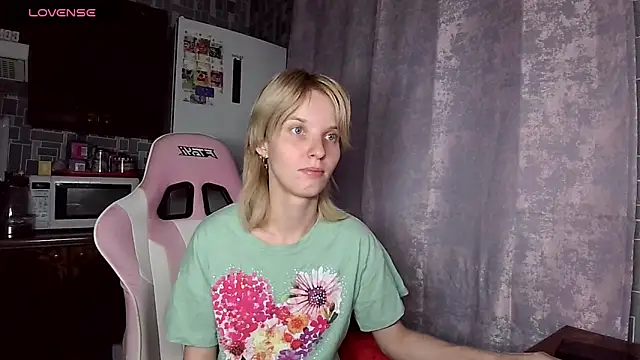 Madelaineses online show from 06.25.26