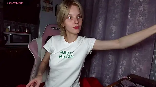 Madelaineses online show from 07.12.26