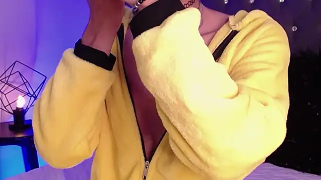 OzorioDany online show from 10.05.25