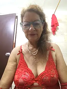 MaryeLunna online show from 11.06.25