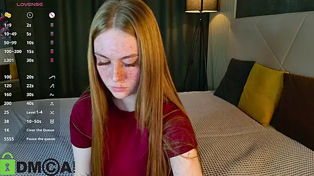 Snapshot of Roxy_Sunnny chatting on 10.23.25 Roxy Sunnny online show from 10.23.25