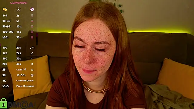 Snapshot of Roxy_Sunnny chatting on 11.15.25 Roxy Sunnny online show from 11.15.25