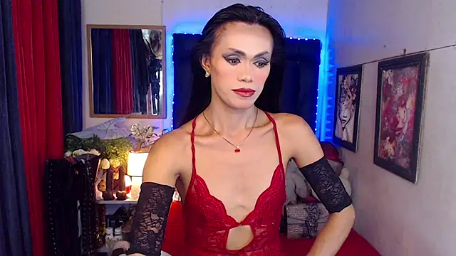 Snapshot of Ivory_katt chatting on 10.05.25 Ivory katt online show from 10.05.25