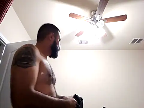 Snapshot of Lb228w chatting on 09.22.25 Lb228w online show from 09.22.25