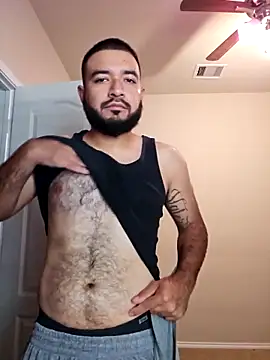 Snapshot of Lb228w chatting on 10.03.25 Lb228w online show from 10.03.25